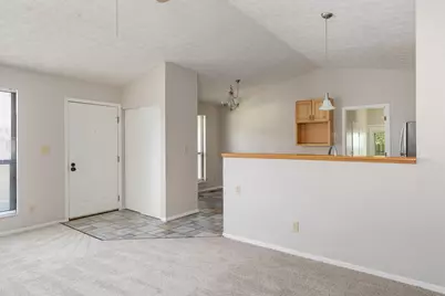 1953 Starbridge Court, Columbus, OH 43235 - Photo 5