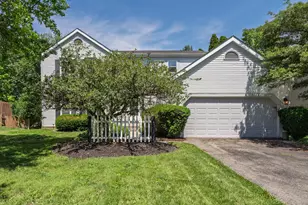 488 Green Meadows Dr W, Powell, OH 43065 - Photo 3