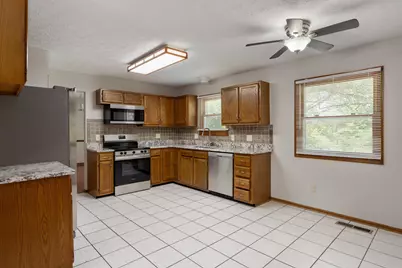 488 Green Meadows Drive W, Powell, OH 43065 - Photo 11