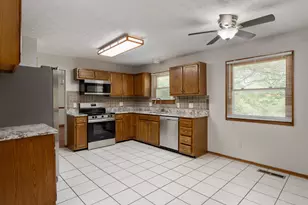 488 Green Meadows Dr W, Powell, OH 43065 - Photo 11