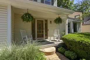 2448 Shroton Ct, Powell, OH 43065 - Photo 3