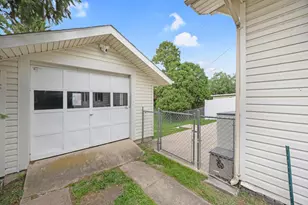 624 S Detroit St, Bellefontaine, OH 43311 - Photo 33