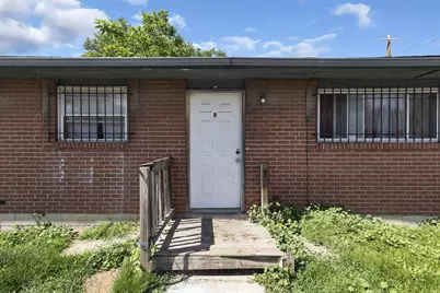 942 N Cassady Avenue, Columbus, OH 43219 - Photo 3