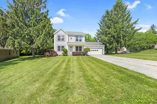 400 Woodview Dr, Bellefontaine, OH 43311 - Photo 31