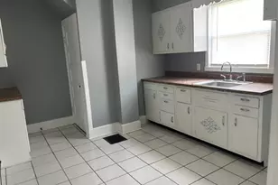 138 W Mark St, Marion, OH 43302 - Photo 9