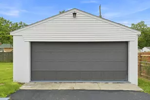 1439 Cranwood Dr, Columbus, OH 43229 - Photo 5