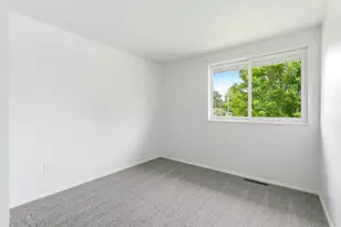 1439 Cranwood Dr, Columbus, OH 43229 - Photo 23