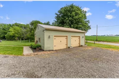 5080 Canal Road NE, Pleasantville, OH 43148 - Photo 7