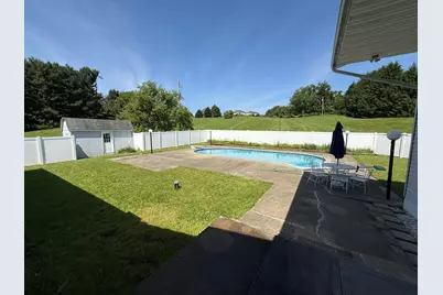 3023 Valley View Road NE, Lancaster, OH 43130 - Photo 5