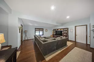 4342 Randmore Rd, Columbus, OH 43220 - Photo 15