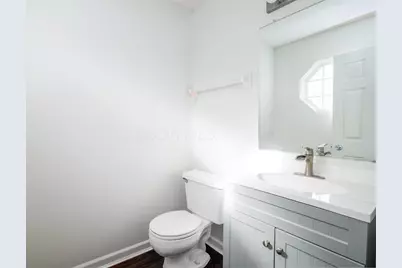 5597 Valencia Park Boulevard #11E, Hilliard, OH 43026 - Photo 9