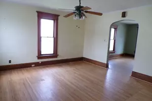 318 Clinton St, Kenton, OH 43326 - Photo 5