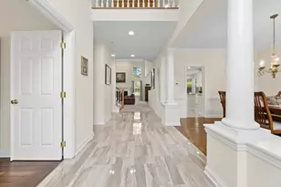 2916 Pebble Dr, Lewis Center, OH 43035 - Photo 3