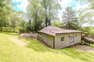 12 Spring St, Glouster, OH 45732 - Photo 5
