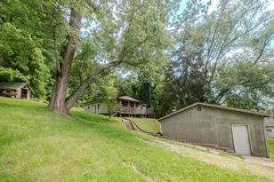 12 Spring St, Glouster, OH 45732 - Photo 1