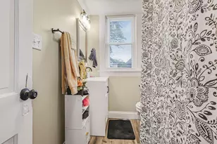 200 S Cypress Ave, Columbus, OH 43223 - Photo 29