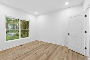 3800 Genessee Ave, Columbus, OH 43219 - Photo 11