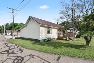 108 Washington St, Coshocton, OH 43812 - Photo 27