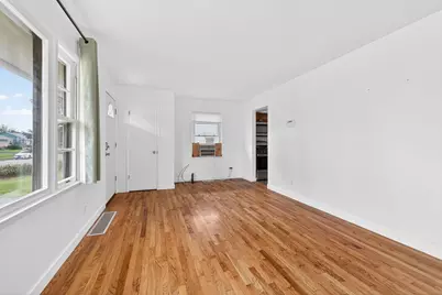 2255 Fenton Street, Columbus, OH 43224 - Photo 9