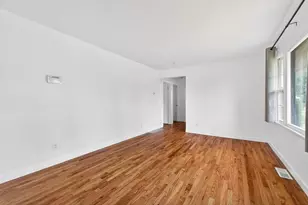 2255 Fenton St, Columbus, OH 43224 - Photo 7