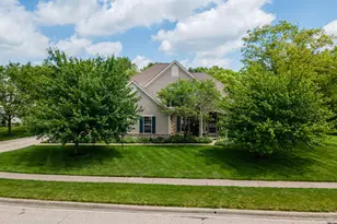 2447 Tucker Trail, Lewis Center, OH 43035 - Photo 11
