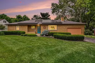 3140 Fishinger Rd, Columbus, OH 43221 - Photo 1