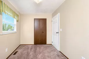 253 Washington Ave, London, OH 43140 - Photo 13