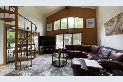 1220 Evergreen Road, Columbus, OH 43207 - Photo 17