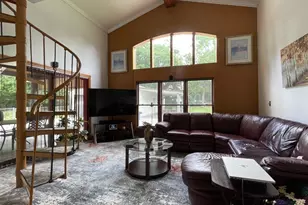 1220 Evergreen Rd, Columbus, OH 43207 - Photo 17