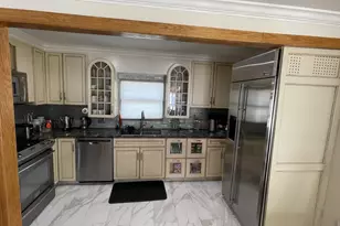 1220 Evergreen Rd, Columbus, OH 43207 - Photo 3