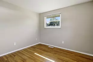 6493 Dobson Square E, Columbus, OH 43229 - Photo 21