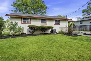 6493 Dobson Square E, Columbus, OH 43229 - Photo 39
