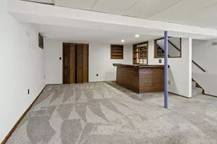 6493 Dobson Square E, Columbus, OH 43229 - Photo 29