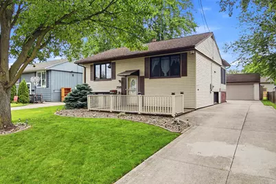 799 Vancouver Drive, Marion, OH 43302 - Photo 1