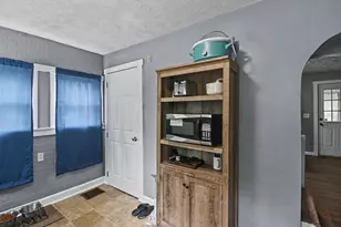 905 Charles St, Galion, OH 44833 - Photo 7