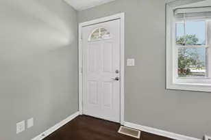 1297 Shanley Dr, Columbus, OH 43224 - Photo 5