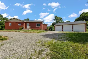 2845 Dietz Ln, Zanesville, OH 43701 - Photo 3