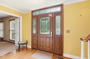 7567 Tenbury Dr, Dublin, OH 43017 - Photo 3