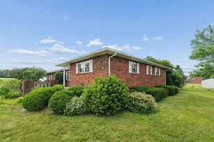 1408 Northridge Rd, Circleville, OH 43113 - Photo 3