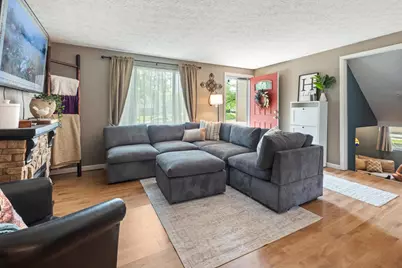 858 Upwoods Drive, Columbus, OH 43228 - Photo 7
