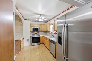 1862 Harrisburg Pike, Grove City, OH 43123 - Photo 9
