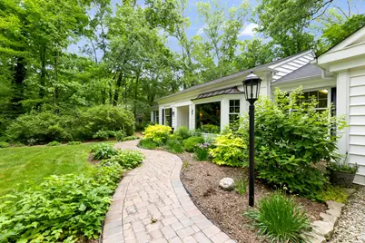 9291 Robinhood Circle, Westerville, OH 43082 - Photo 3