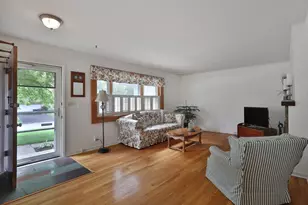 3585 Delamere Ave, Columbus, OH 43220 - Photo 7