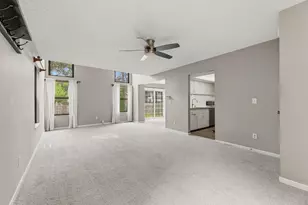 1811 Weather Stone Ln, Columbus, OH 43235 - Photo 3