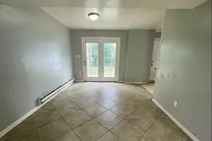 1091 S Hampton Rd, Columbus, OH 43227 - Photo 5