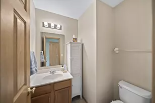 1092 Oxford Dr N, Pataskala, OH 43062 - Photo 11