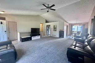 6306 Leslie Anne Ct, Grove City, OH 43123 - Photo 9