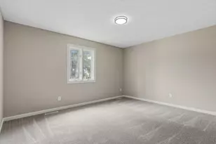 2069 Walnut Hill Park Dr, Columbus, OH 43232 - Photo 43