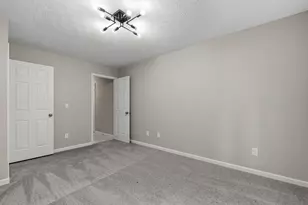 2069 Walnut Hill Park Dr, Columbus, OH 43232 - Photo 51