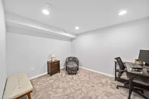 1008 Portlock Dr, Columbus, OH 43228 - Photo 29